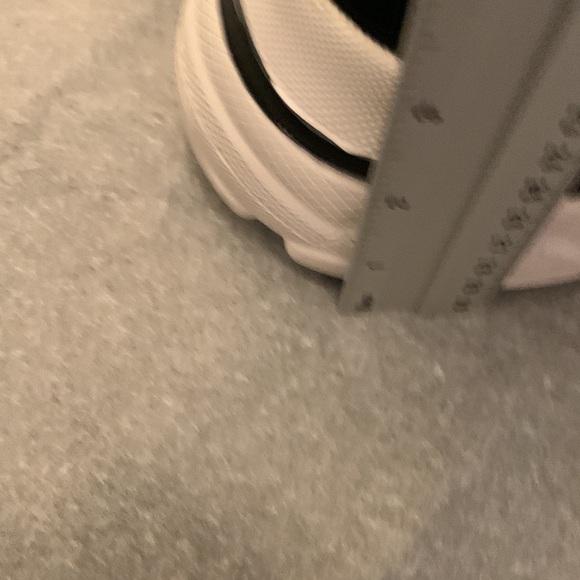 New wishbone sneakers - Picture 4 of 7